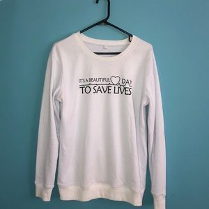 Crew neck white sweater